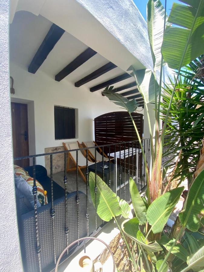 Buenavista Suites Hotel Boutique Санта Еулалия дел Рио Екстериор снимка