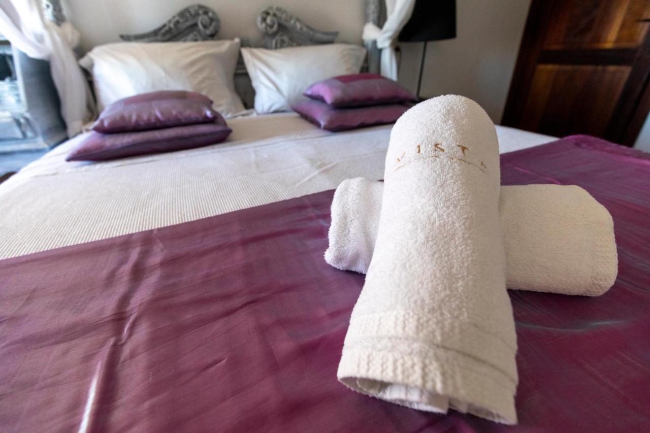 Buenavista Suites Hotel Boutique Санта Еулалия дел Рио Екстериор снимка